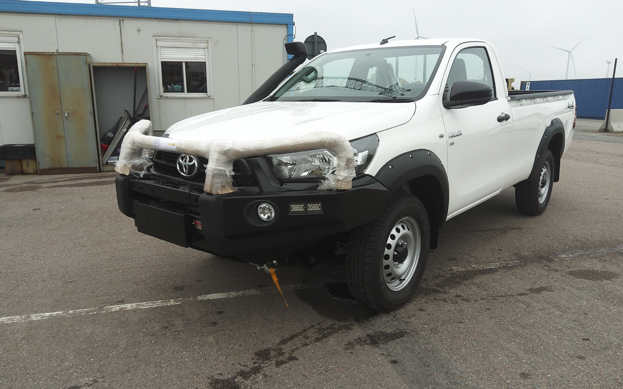 Toyota Hilux / Revo RHD Pick-up single Cab 2.8L Diesel Manual - Pick-up: foto 1 Toyota Hilux / Revo RHD Pick-up single Cab 2.8L Diesel Manual - Pick-up: foto 1
