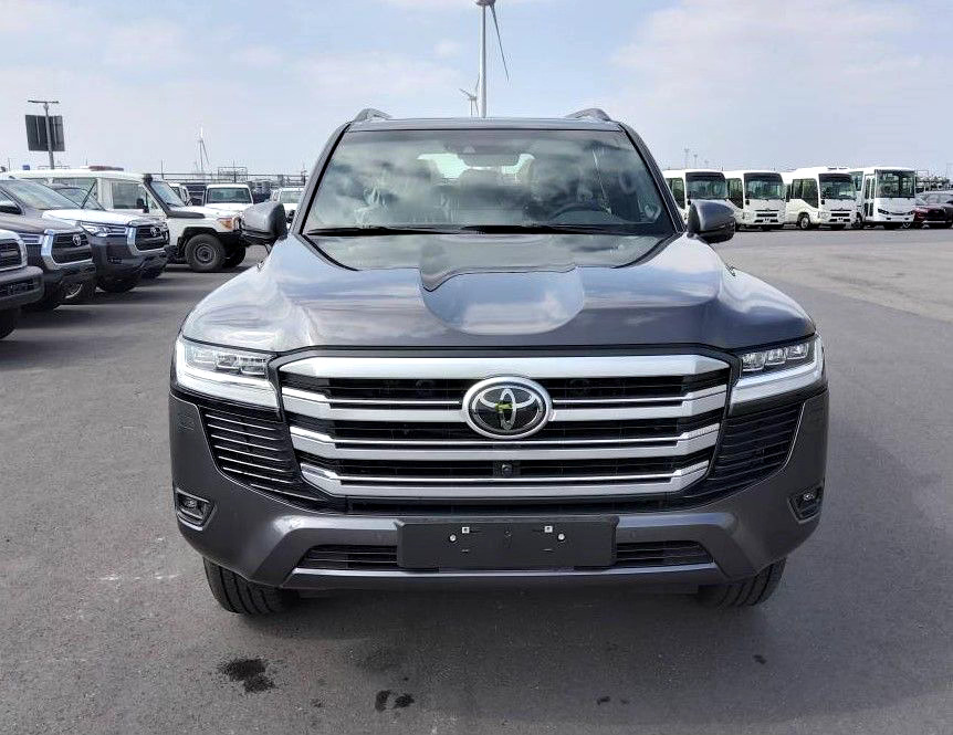 Toyota Land Cruiser 300 V6 VXR ZX 7 SEATERS / PLACES 3.5L Petrol Automatic AEOB - Coche: foto 2 Toyota Land Cruiser 300 V6 VXR ZX 7 SEATERS / PLACES 3.5L Petrol Automatic AEOB - Coche: foto 2