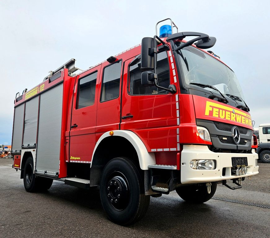 Mercedes-Benz Atego 1529 4x4 Feuerwehr Schlingmann LF20 - Camión: foto 1 Mercedes-Benz Atego 1529 4x4 Feuerwehr Schlingmann LF20 - Camión: foto 1