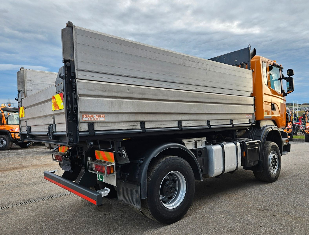 Scania R380 4x4 Winterdienst Euro4 - Camión volquete: foto 3 Scania R380 4x4 Winterdienst Euro4 - Camión volquete: foto 3