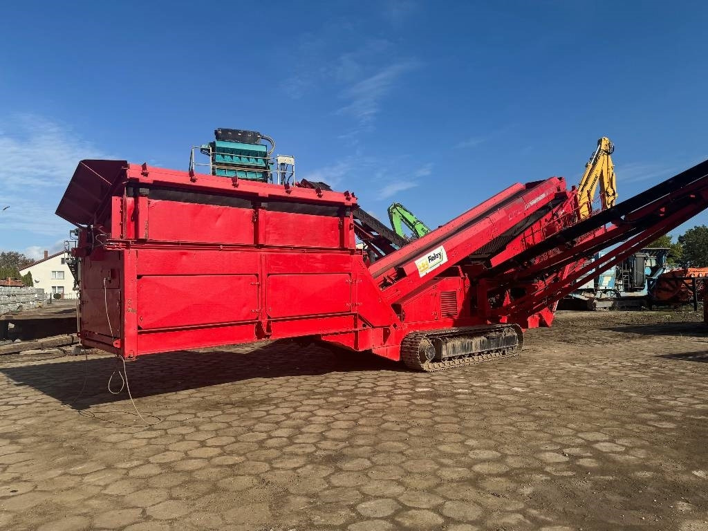 Terex Finlay 683 SUPERTRAK - Cribadora: foto 3 Terex Finlay 683 SUPERTRAK - Cribadora: foto 3