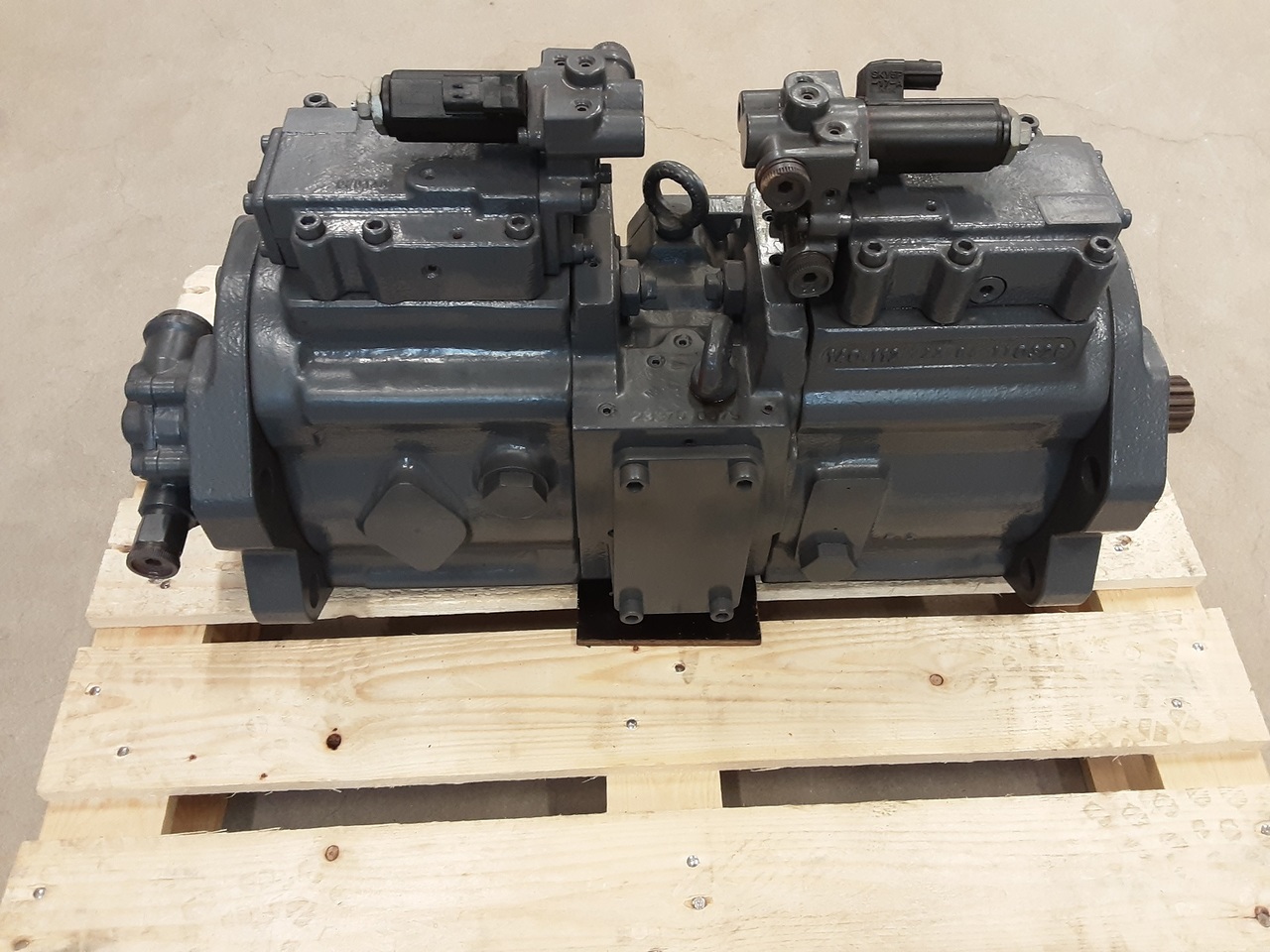 Kawasaki K3V112DTP1P9R-1E32-AV - Bomba hidráulica para Excavadora de cadenas: foto 3 Kawasaki K3V112DTP1P9R-1E32-AV - Bomba hidráulica para Excavadora de cadenas: foto 3