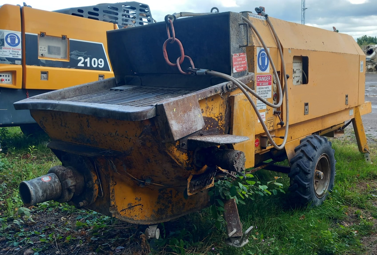 PUTZMEISTER 1407 - Bomba de hormigon estacionaria: foto 1 PUTZMEISTER 1407 - Bomba de hormigon estacionaria: foto 1