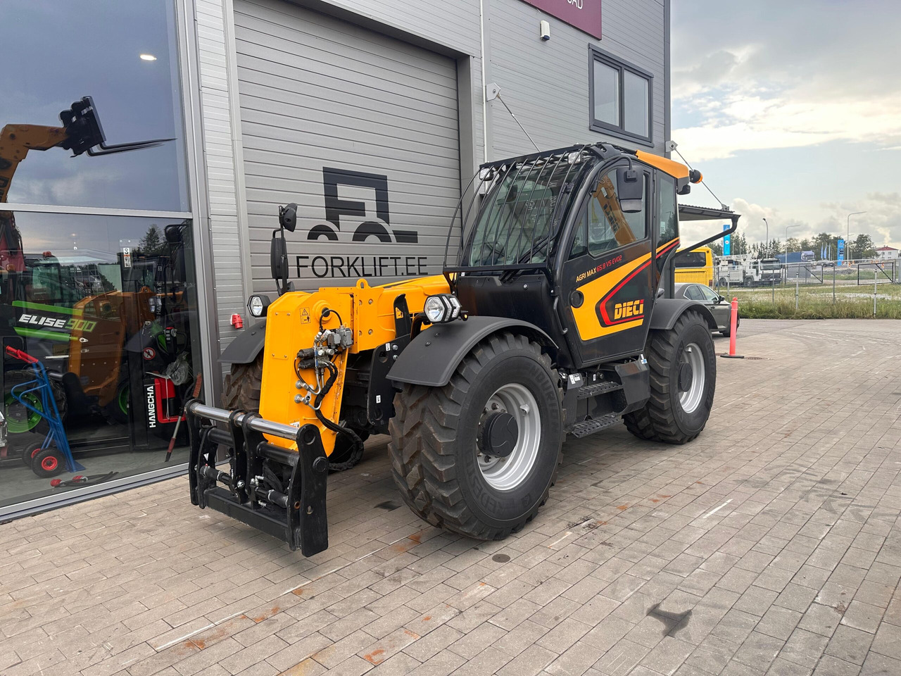Dieci Agri Max 65.8 VS EVO2 - Manipulador telescópico: foto 1 Dieci Agri Max 65.8 VS EVO2 - Manipulador telescópico: foto 1