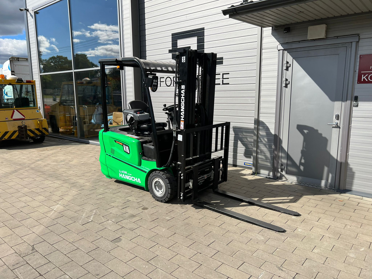 HC A CPDS16-AD6-I - Carretilla elevadora eléctrica: foto 3 HC A CPDS16-AD6-I - Carretilla elevadora eléctrica: foto 3