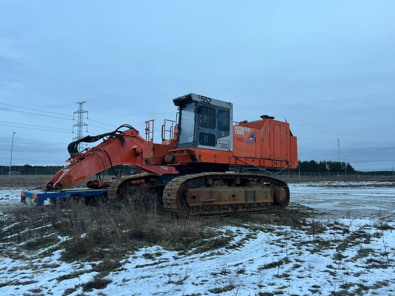 Hitachi EX1200-5D - Excavadora de cadenas: foto 1 Hitachi EX1200-5D - Excavadora de cadenas: foto 1