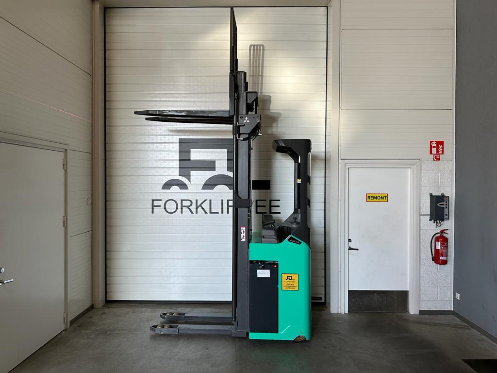 Apilador Mitsubishi SBR16N: foto 7 Apilador Mitsubishi SBR16N: foto 7