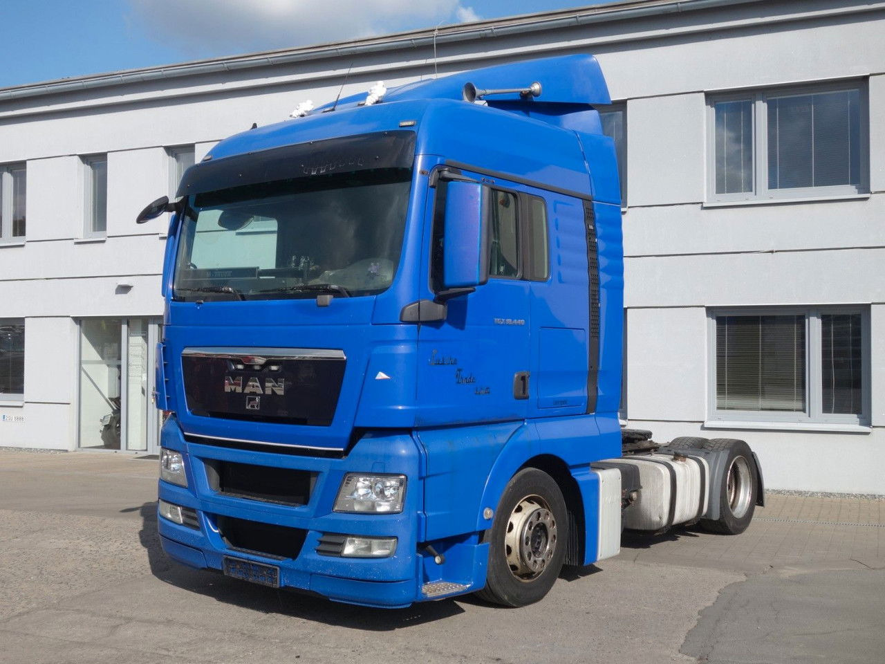 MAN TGX 18.440 XLX EEV LD - Cabeza tractora: foto 2 MAN TGX 18.440 XLX EEV LD - Cabeza tractora: foto 2