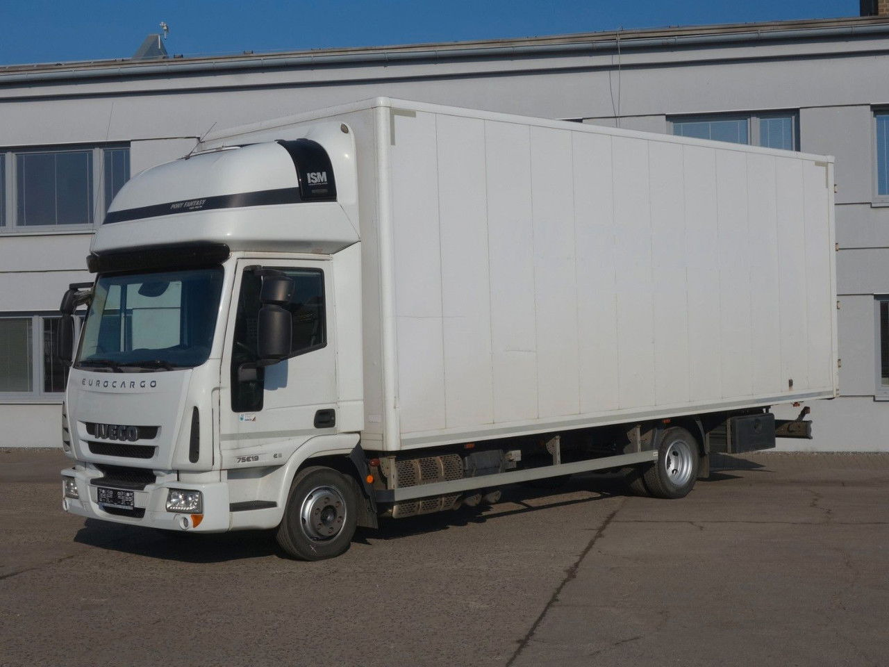 Iveco EuroCargo 75 75E19, 18 Palleten - Camión caja cerrada: foto 2 Iveco EuroCargo 75 75E19, 18 Palleten - Camión caja cerrada: foto 2