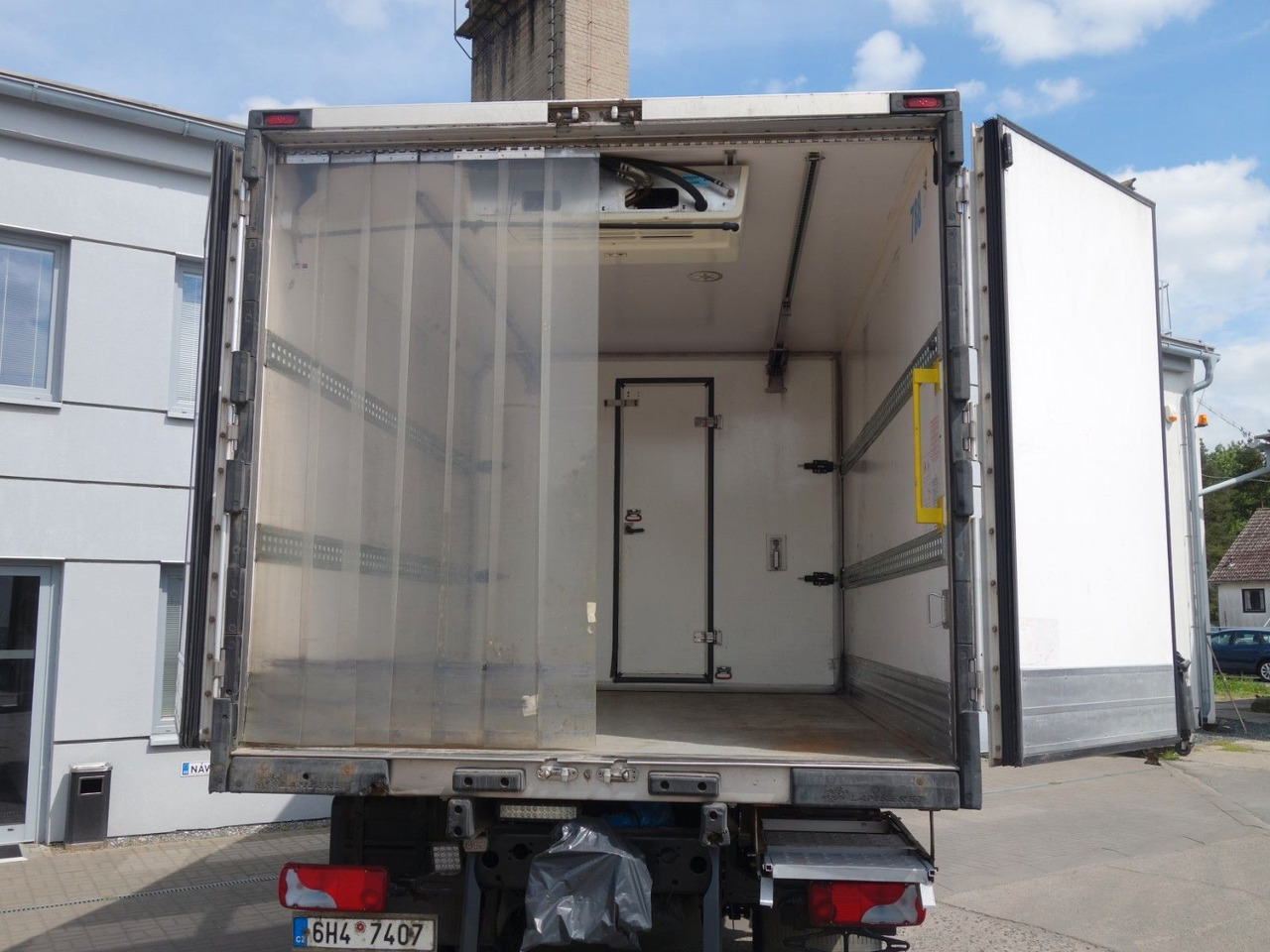 MAN TGM 13.250 4x4 mit Thermo King. 2 Temperaturen - Camión frigorífico: foto 5 MAN TGM 13.250 4x4 mit Thermo King. 2 Temperaturen - Camión frigorífico: foto 5