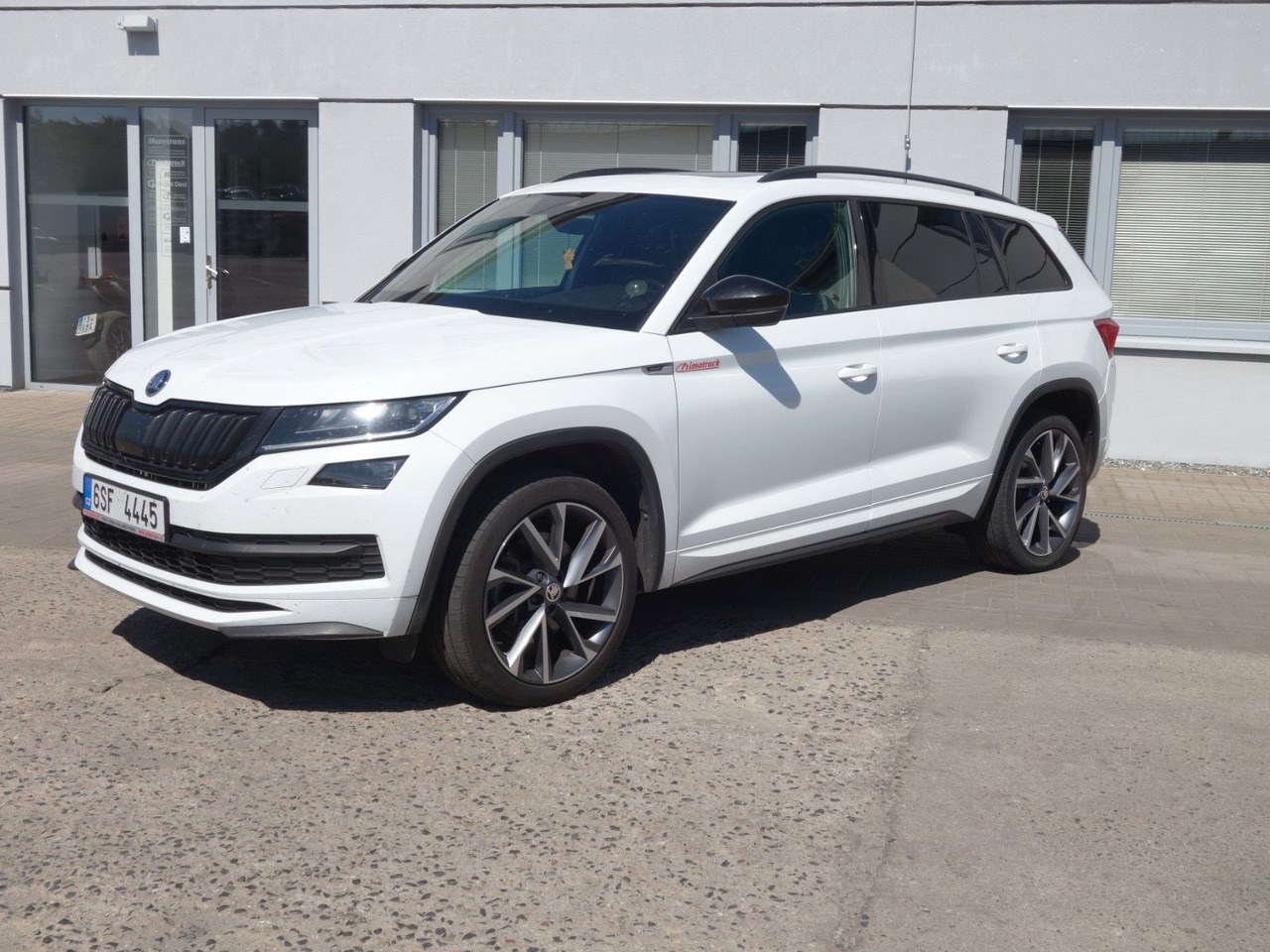 Skoda Kodiaq 2,0TDI 140kW, 4x4, SportLine, Pano, Webas - SUV/ Todoterreno: foto 2 Skoda Kodiaq 2,0TDI 140kW, 4x4, SportLine, Pano, Webas - SUV/ Todoterreno: foto 2