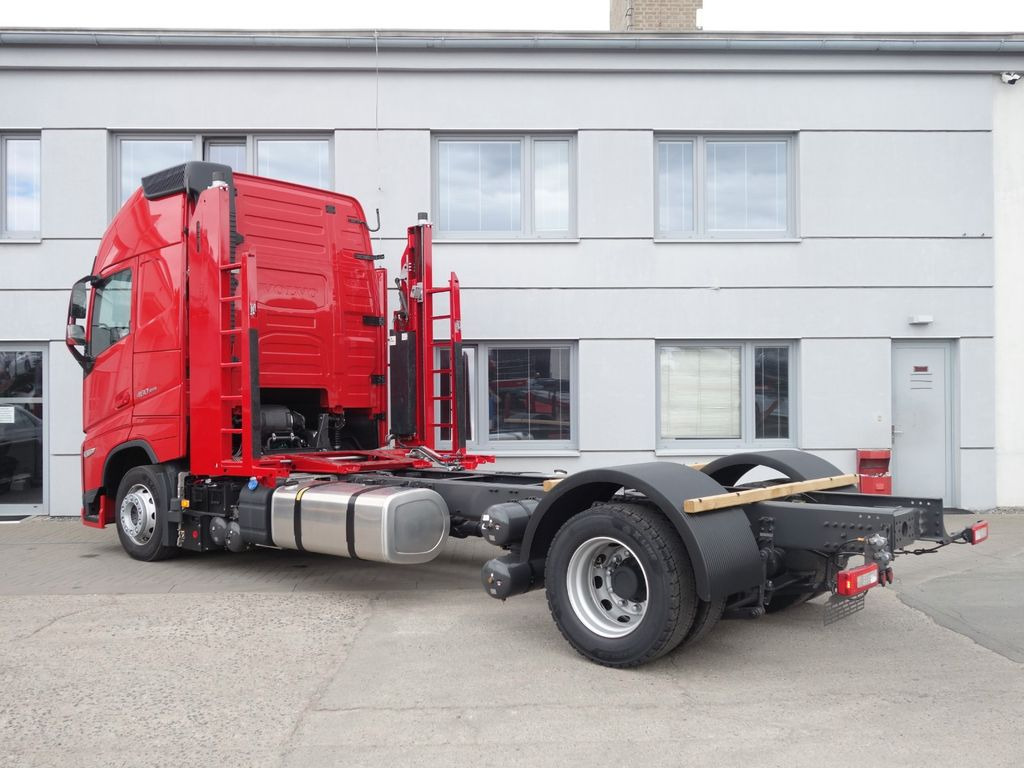 Volvo FH 13 XL 460 TC Neue fur Kassbohrer - Camión portavehículos: foto 4 Volvo FH 13 XL 460 TC Neue fur Kassbohrer - Camión portavehículos: foto 4
