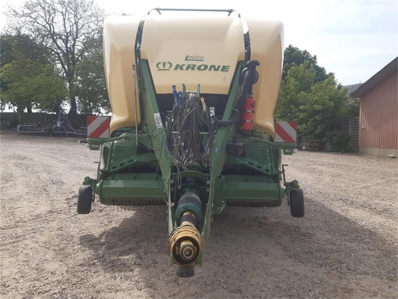 Krone Big Pack 1290 HDP II XC m. Balecollect 1230 - Empacadora de pacas cuadradas: foto 4 Krone Big Pack 1290 HDP II XC m. Balecollect 1230 - Empacadora de pacas cuadradas: foto 4