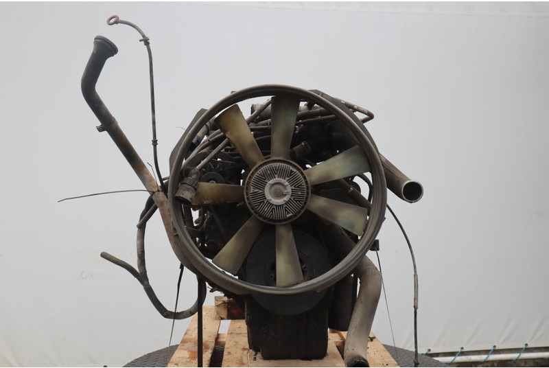 MAN D0826LF07 EURO1 192PS - Motor para Camión: foto 4 MAN D0826LF07 EURO1 192PS - Motor para Camión: foto 4