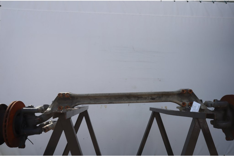 MAN VOK-08-44 - Eje delantero para Camión: foto 1 MAN VOK-08-44 - Eje delantero para Camión: foto 1