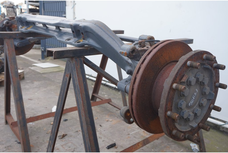 Mercedes-Benz F-8A/C22.5 - Eje delantero para Camión: foto 2 Mercedes-Benz F-8A/C22.5 - Eje delantero para Camión: foto 2