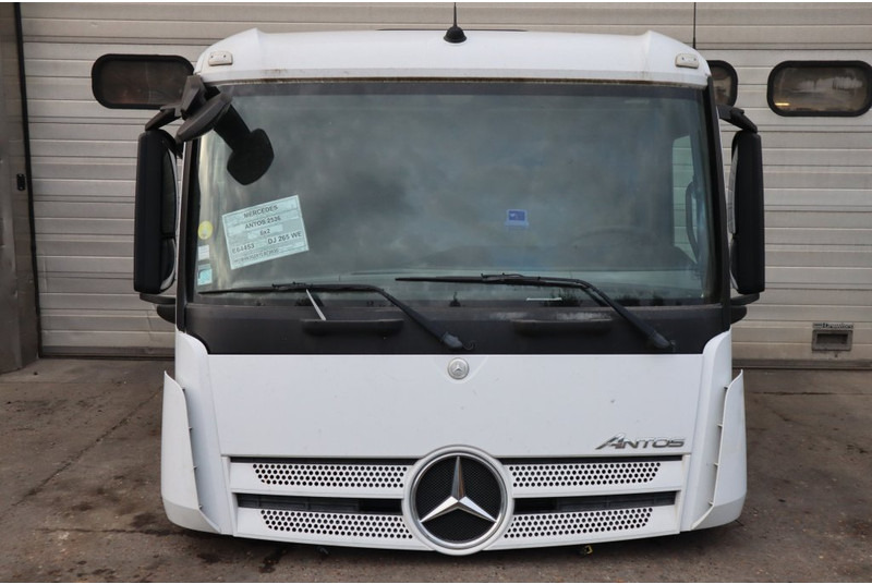 Mercedes-Benz M-CLASSIC 2.3 320MM - Cabina e interior para Camión: foto 1 Mercedes-Benz M-CLASSIC 2.3 320MM - Cabina e interior para Camión: foto 1
