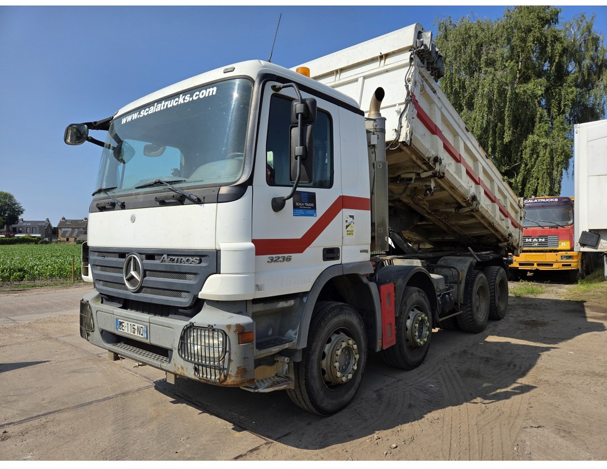 Mercedes Actros 3236 8x4 2-Side Tipper EPS Gearbox 3 Pedals - Camión volquete: foto 1 Mercedes Actros 3236 8x4 2-Side Tipper EPS Gearbox 3 Pedals - Camión volquete: foto 1