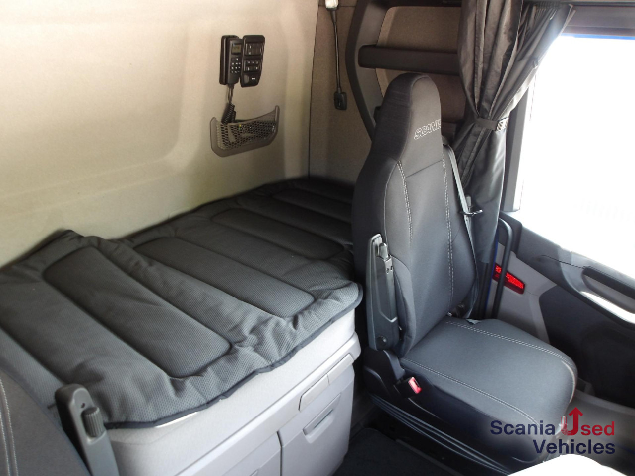 SCANIA S 520 NB - V8 - FULL AIR - HIGHLINE - ONLY SCR - - Cabeza tractora: foto 2 SCANIA S 520 NB - V8 - FULL AIR - HIGHLINE - ONLY SCR - - Cabeza tractora: foto 2