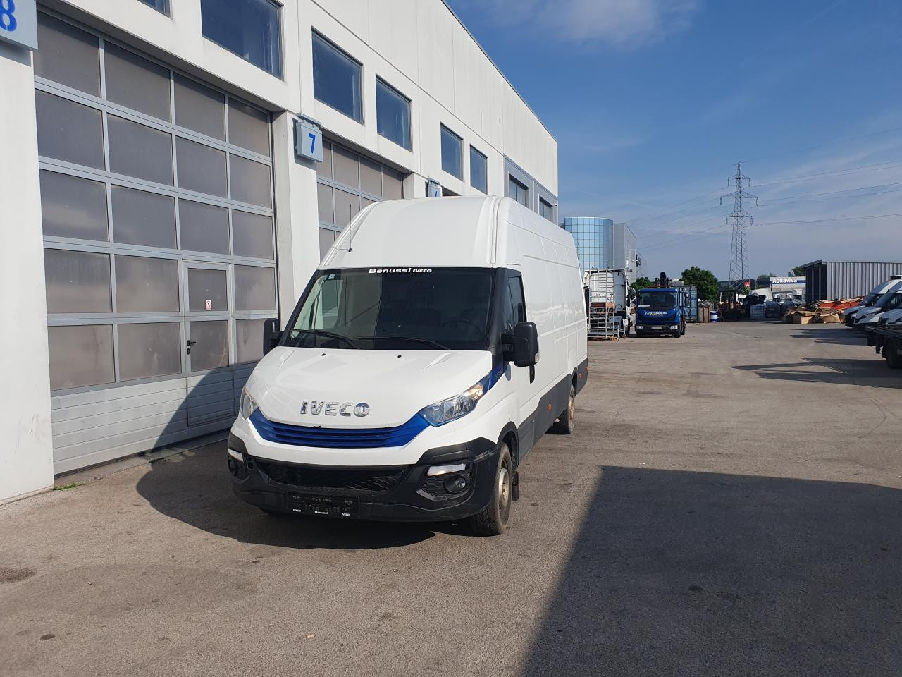 IVECO Daily 35S16V - Furgoneta frigorifica: foto 1 IVECO Daily 35S16V - Furgoneta frigorifica: foto 1