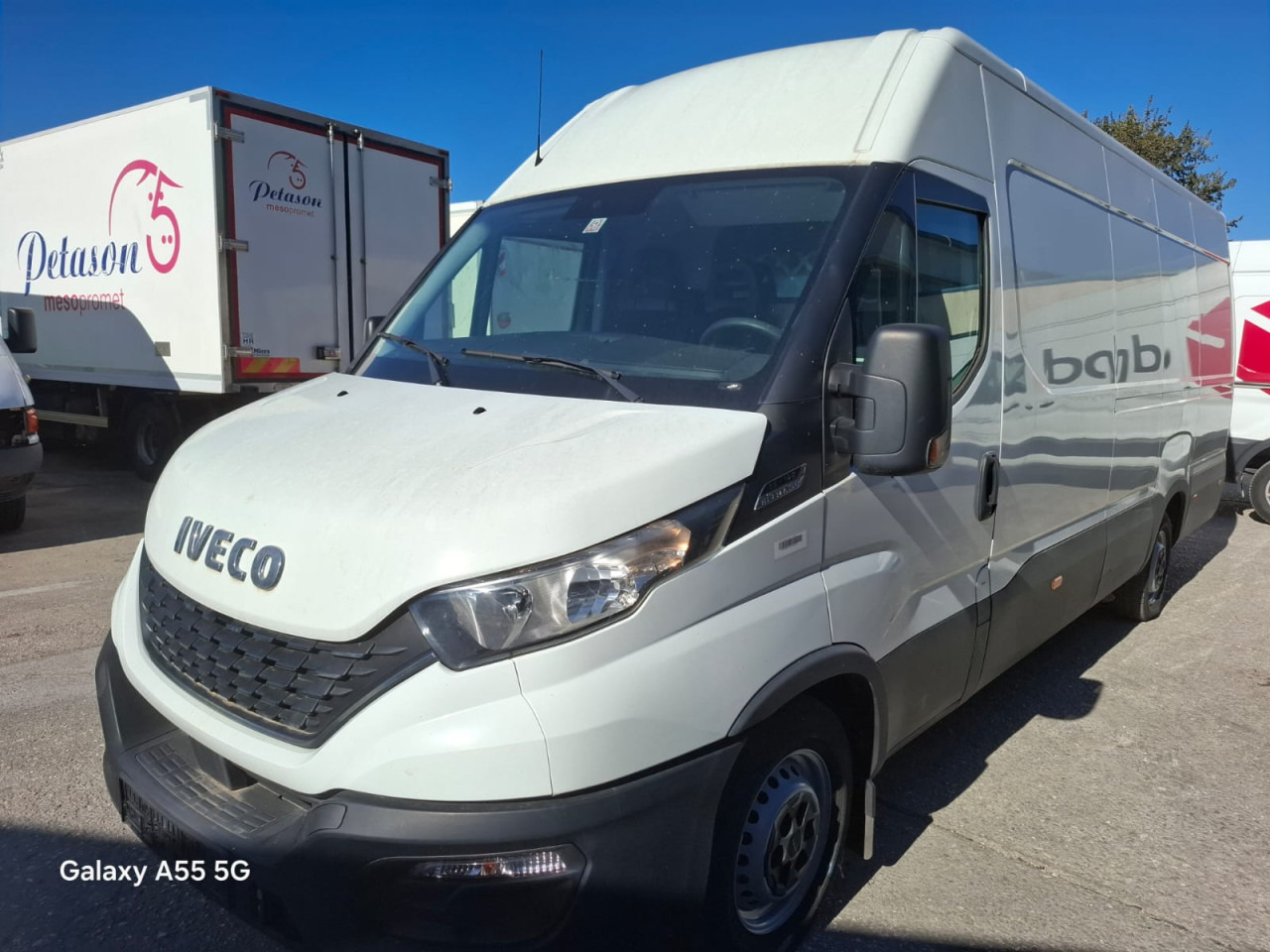 IVECO Daily 35S16V - Furgoneta de pasajeros: foto 1 IVECO Daily 35S16V - Furgoneta de pasajeros: foto 1
