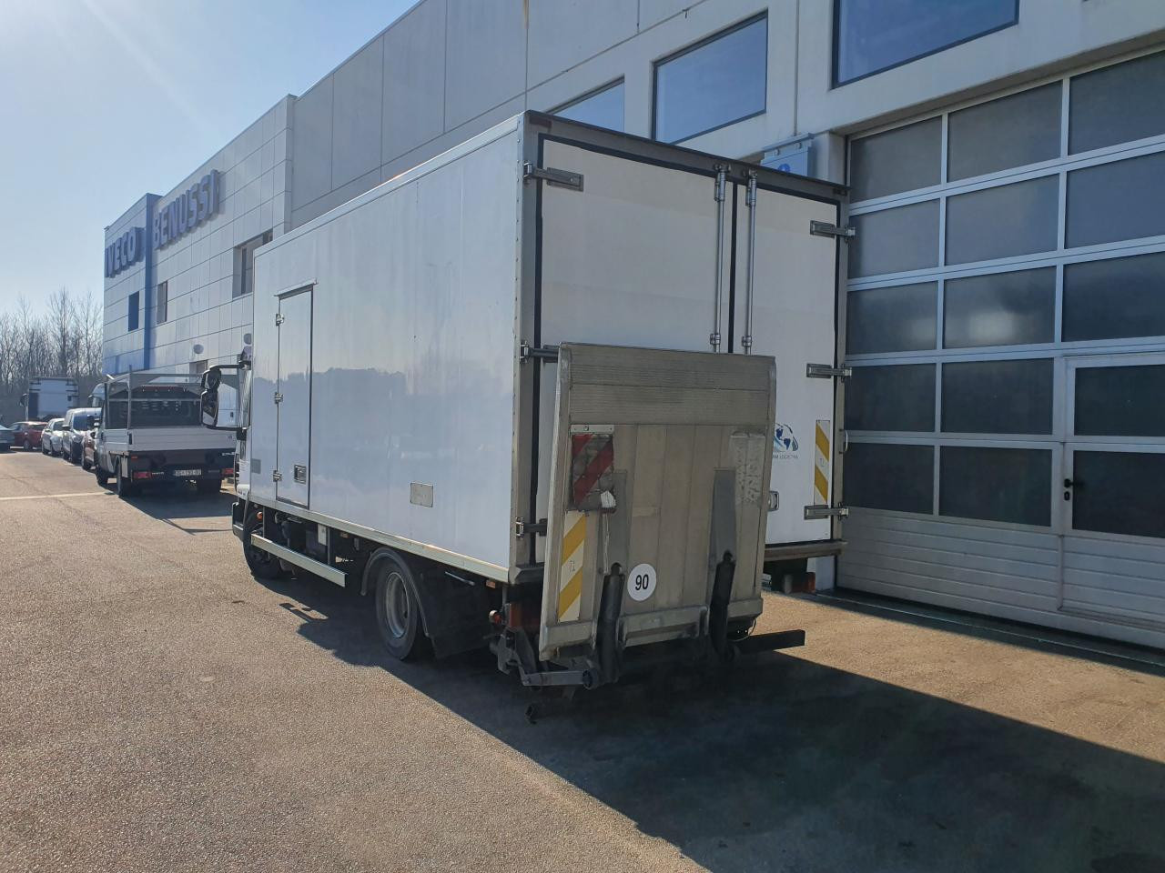 IVECO Eurocargo ML100E18/P - Camión frigorífico: foto 4 IVECO Eurocargo ML100E18/P - Camión frigorífico: foto 4