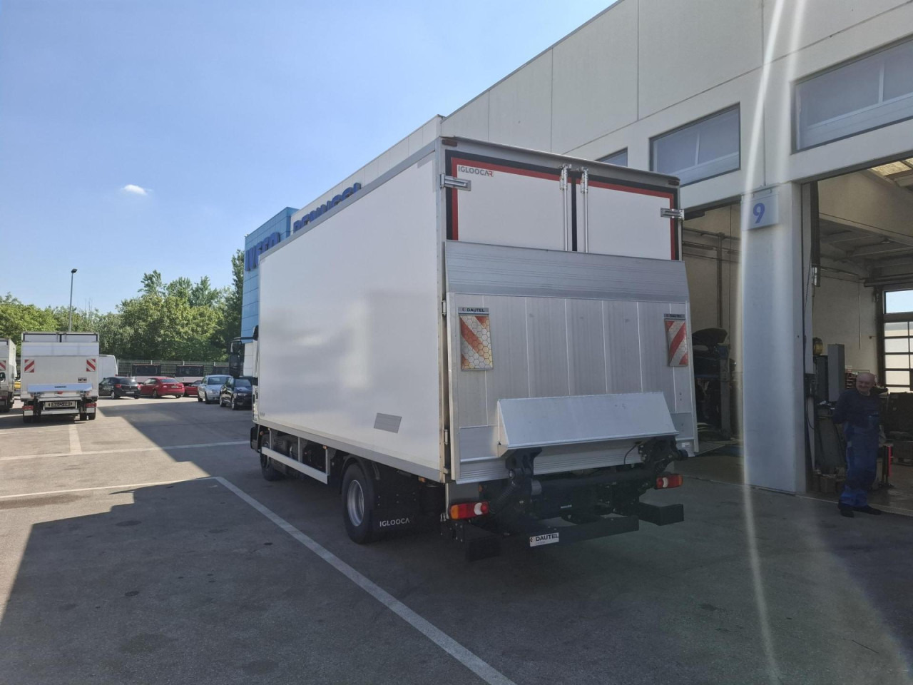 IVECO Eurocargo ML120EL21/P - Camión frigorífico: foto 4 IVECO Eurocargo ML120EL21/P - Camión frigorífico: foto 4