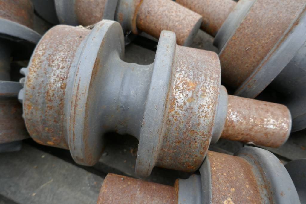 Volvo Löphjul, 118100020 - Oruga para Maquinaria de construcción: foto 1 Volvo Löphjul, 118100020 - Oruga para Maquinaria de construcción: foto 1