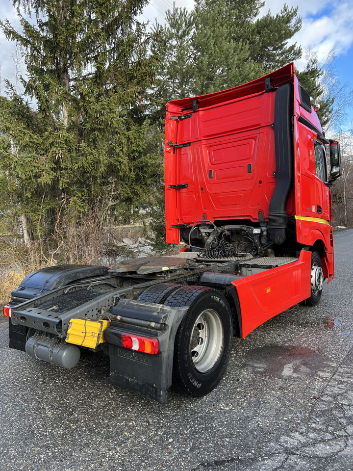 MERCEDES-BENZ Actros 1845 4x2, E6, Retarder - Cabeza tractora: foto 4 MERCEDES-BENZ Actros 1845 4x2, E6, Retarder - Cabeza tractora: foto 4