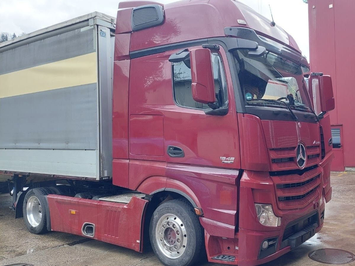 Mercedes-Benz Actros 1848 4x2, E6,Lowliner,verstellbare Sattel - Cabeza tractora: foto 1 Mercedes-Benz Actros 1848 4x2, E6,Lowliner,verstellbare Sattel - Cabeza tractora: foto 1
