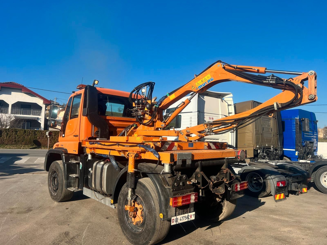 Unimog U500 4x4, Boeschungsmaehwerk Mulag - Camión: foto 1 Unimog U500 4x4, Boeschungsmaehwerk Mulag - Camión: foto 1