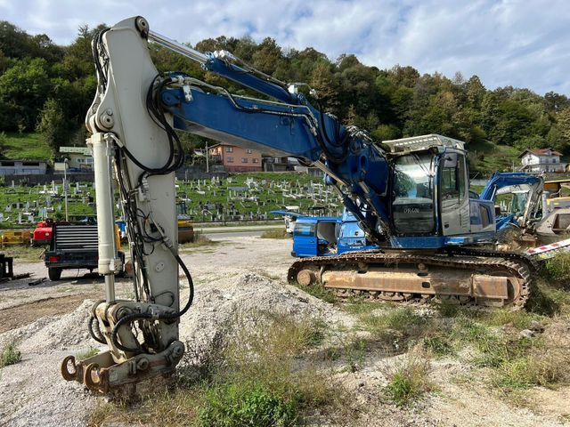 Liebherr R926 LC Litronic, Oil Quick Liebherr R926 LC Litronic, Oil Quick - Excavadora de cadenas: foto 1 Liebherr R926 LC Litronic, Oil Quick Liebherr R926 LC Litronic, Oil Quick - Excavadora de cadenas: foto 1