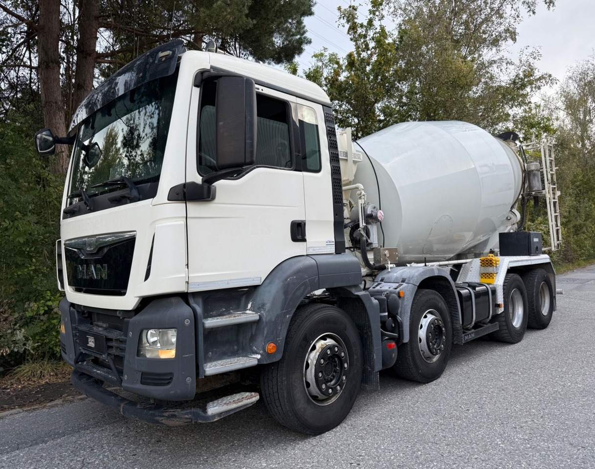 MAN TGS 32.440 8x4, Euro 6, Liebherr 9m3 - Camión hormigonera: foto 1 MAN TGS 32.440 8x4, Euro 6, Liebherr 9m3 - Camión hormigonera: foto 1