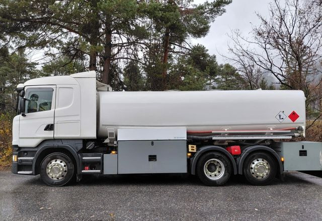 Scania R450 LB 6x2, ADR, E6,Schwarzmüller,Diesel/Benzin - Camión cisterna: foto 4 Scania R450 LB 6x2, ADR, E6,Schwarzmüller,Diesel/Benzin - Camión cisterna: foto 4