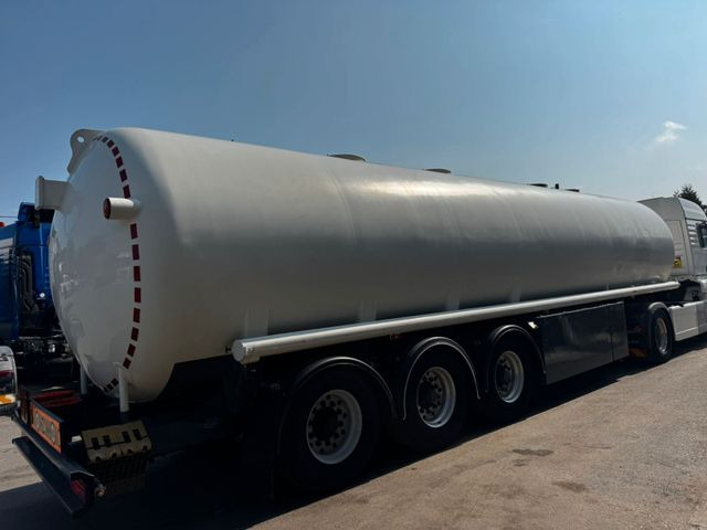 Schrader Treibstoff Diesel/Benzin, ADR, 4 Kammern, Sening - Semirremolque cisterna: foto 3 Schrader Treibstoff Diesel/Benzin, ADR, 4 Kammern, Sening - Semirremolque cisterna: foto 3