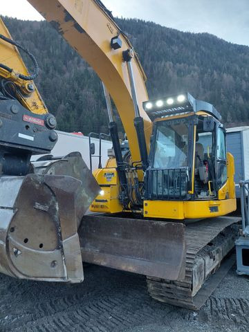 Volvo ECR235 DL, 2 Schaufeln, 11590hours, OIL Quick - Excavadora de cadenas: foto 3 Volvo ECR235 DL, 2 Schaufeln, 11590hours, OIL Quick - Excavadora de cadenas: foto 3