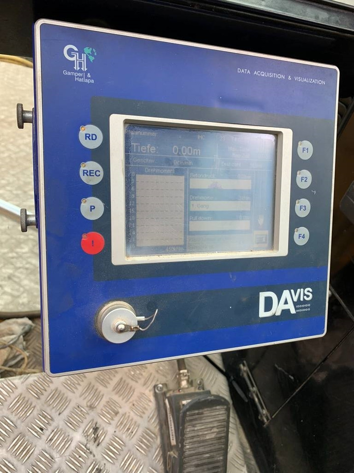 Martillo de hinca de pilotes Fundex F2800: foto 16 Martillo de hinca de pilotes Fundex F2800: foto 16