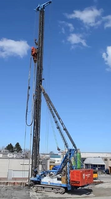 Hitachi KH230-3GLS - Martillo de hinca de pilotes: foto 5 Hitachi KH230-3GLS - Martillo de hinca de pilotes: foto 5