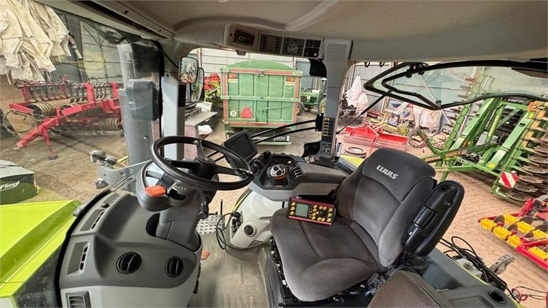 Claas AXION 830 CEBIS - Tractor: foto 4 Claas AXION 830 CEBIS - Tractor: foto 4