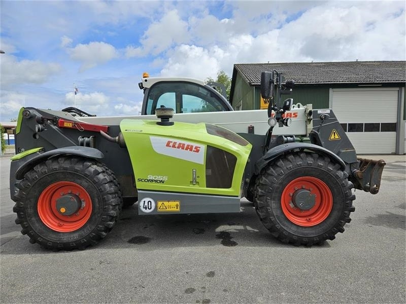 Claas SCORPION 9055 VP+ - Manipulador telescópico: foto 2 Claas SCORPION 9055 VP+ - Manipulador telescópico: foto 2