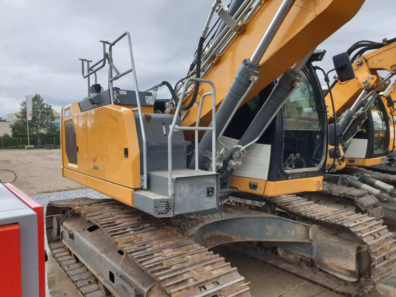 2023 Liebherr R 922 Litronic G8.0 D - Excavadora de cadenas: foto 1 2023 Liebherr R 922 Litronic G8.0 D - Excavadora de cadenas: foto 1