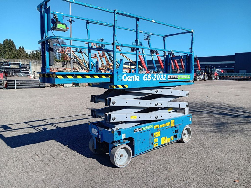 Genie GS2032 - Plataforma de tijeras: foto 3 Genie GS2032 - Plataforma de tijeras: foto 3