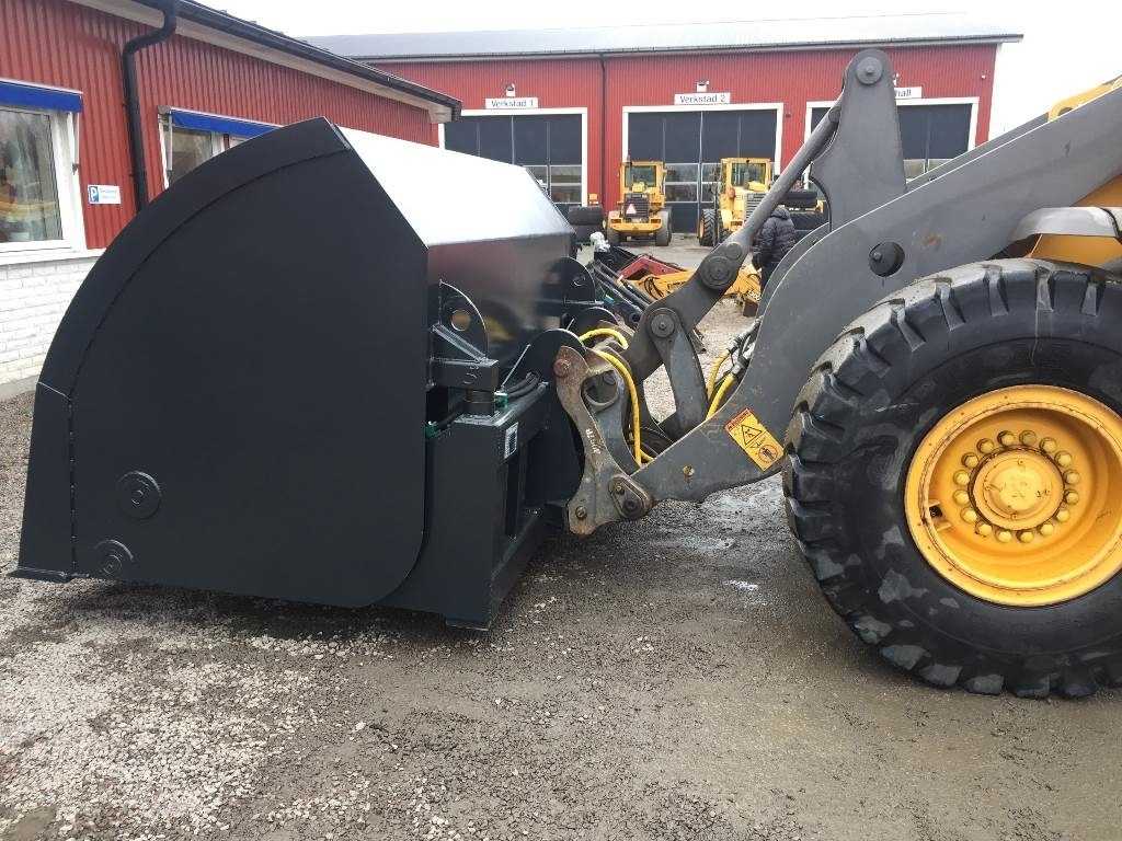 Högtippande Skopa 5 Kubik Hightipp - Cazo cargador para Maquinaria de construcción: foto 5 Högtippande Skopa 5 Kubik Hightipp - Cazo cargador para Maquinaria de construcción: foto 5