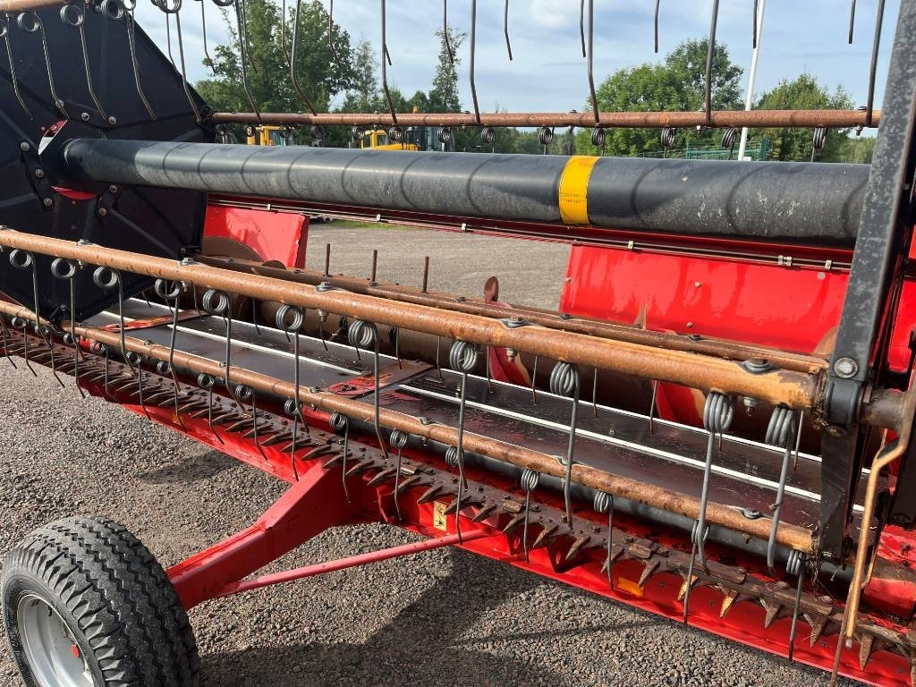 Massey Ferguson MF 32 Skärbord / Header - Accesorios para cosechadoras: foto 3 Massey Ferguson MF 32 Skärbord / Header - Accesorios para cosechadoras: foto 3