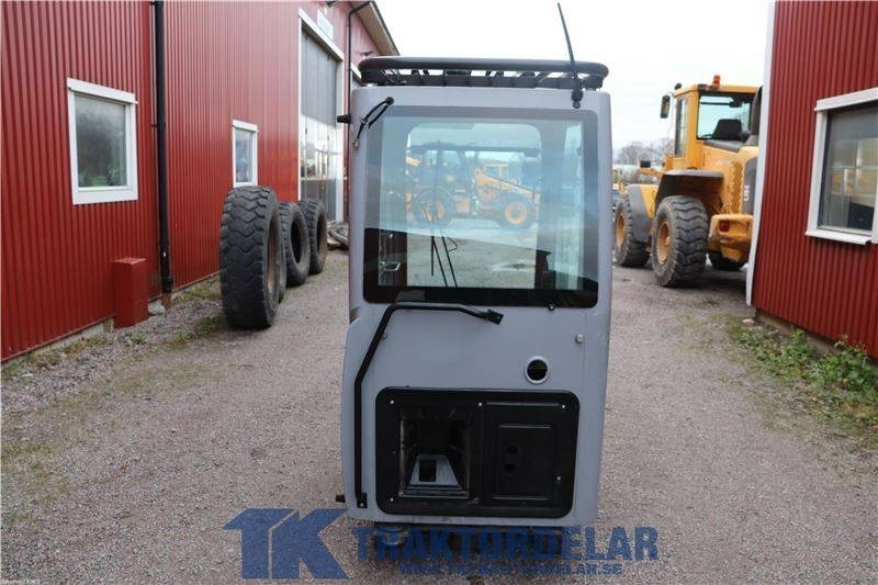 New Holland WE150C - Cabina para Maquinaria agrícola: foto 3 New Holland WE150C - Cabina para Maquinaria agrícola: foto 3
