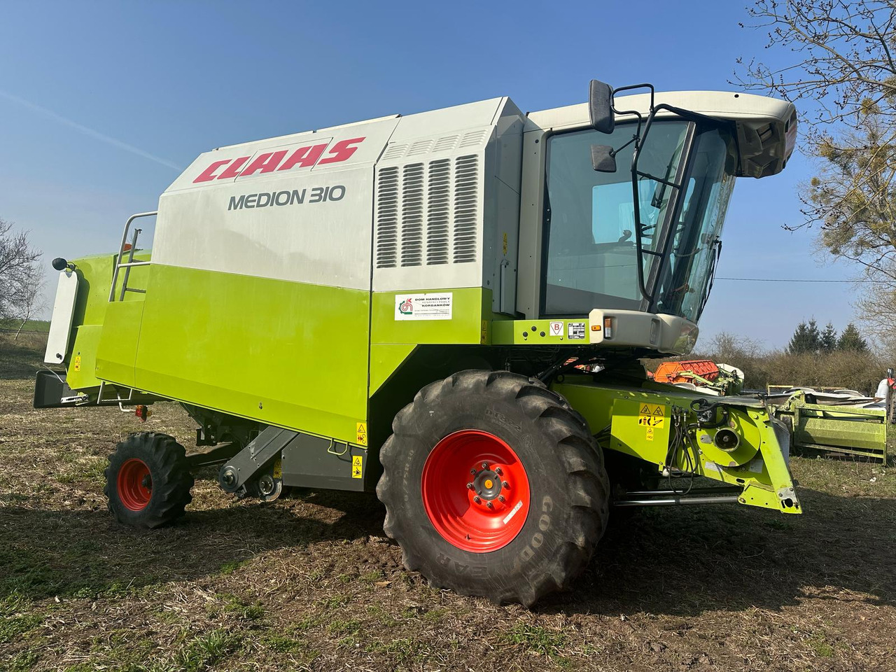 Claas Medion 310 z roku 2002. - Cosechadora de granos: foto 5 Claas Medion 310 z roku 2002. - Cosechadora de granos: foto 5