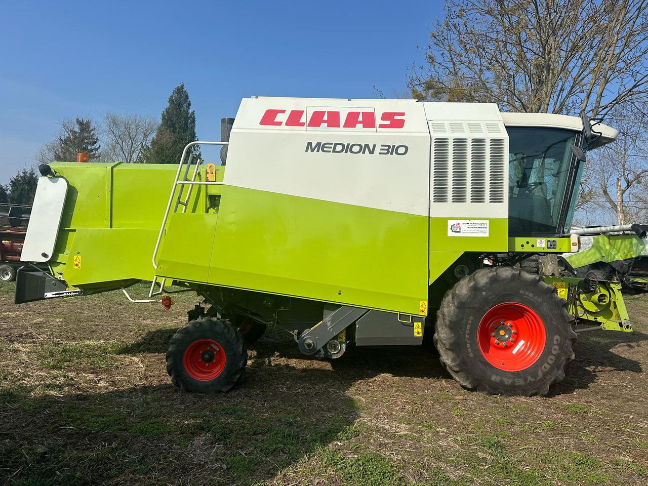 Claas Medion 310 z roku 2002. - Cosechadora de granos: foto 4 Claas Medion 310 z roku 2002. - Cosechadora de granos: foto 4