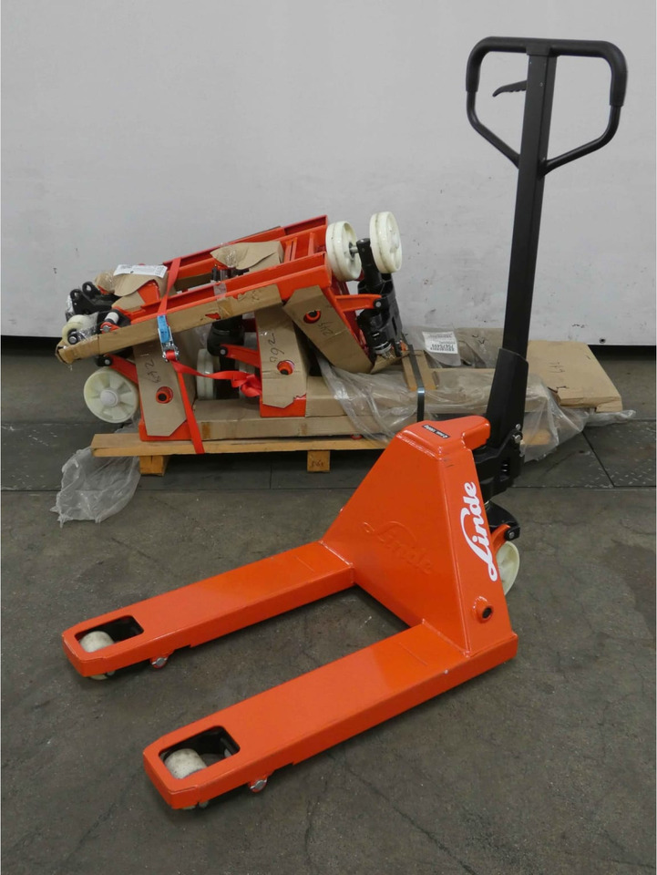 Linde 3x HPTM15/565mm - Transpaleta: foto 1 Linde 3x HPTM15/565mm - Transpaleta: foto 1