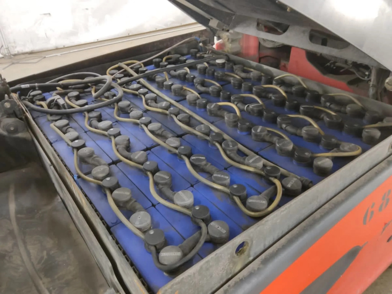 Linde E30L-01 - Carretilla elevadora eléctrica: foto 4 Linde E30L-01 - Carretilla elevadora eléctrica: foto 4