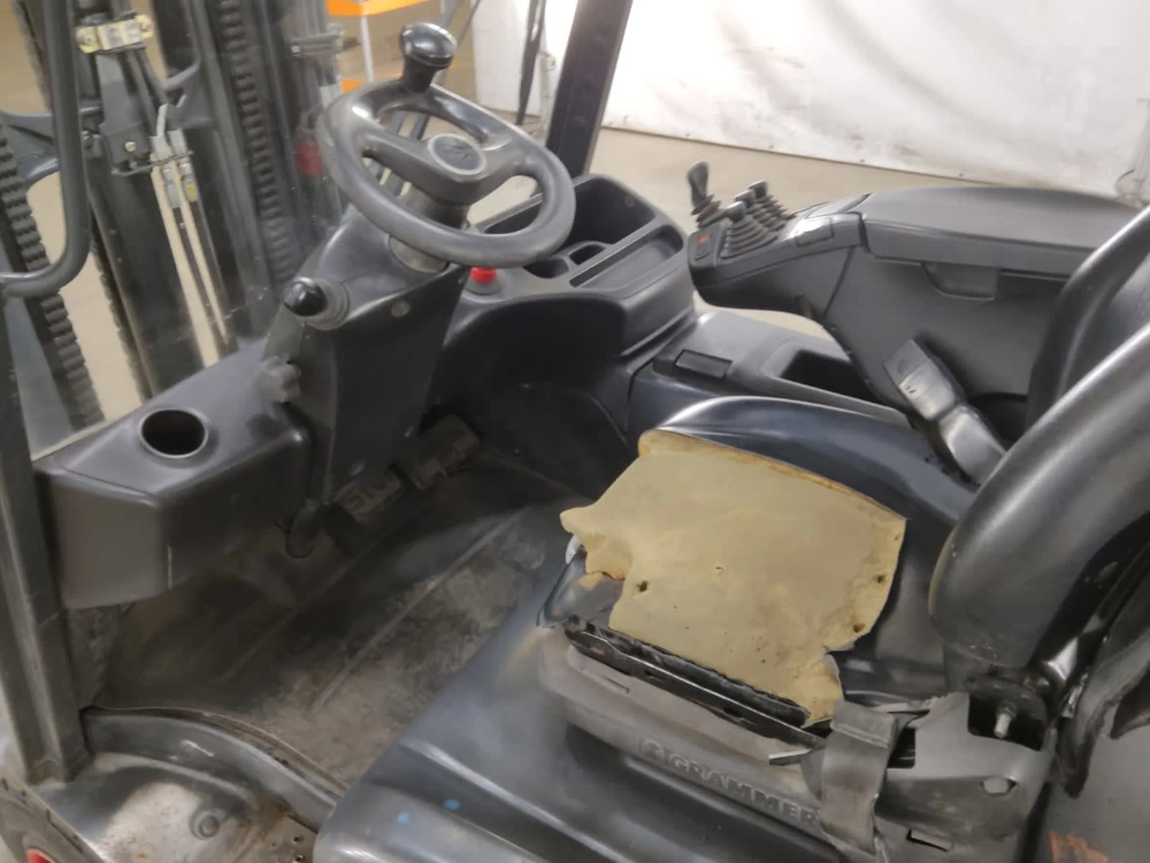 Linde E30L-01 - Carretilla elevadora eléctrica: foto 3 Linde E30L-01 - Carretilla elevadora eléctrica: foto 3